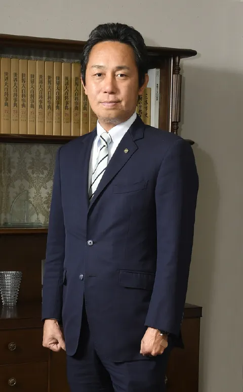 代表取締役 岡田 紹宏