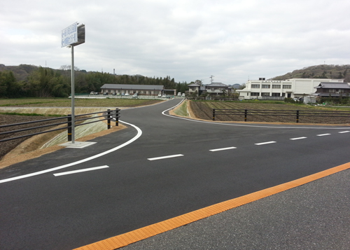 細川町公民館進入路整備