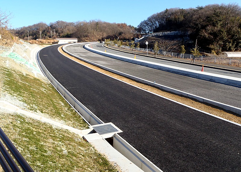 中央幹線（４車線化）道路改築工事